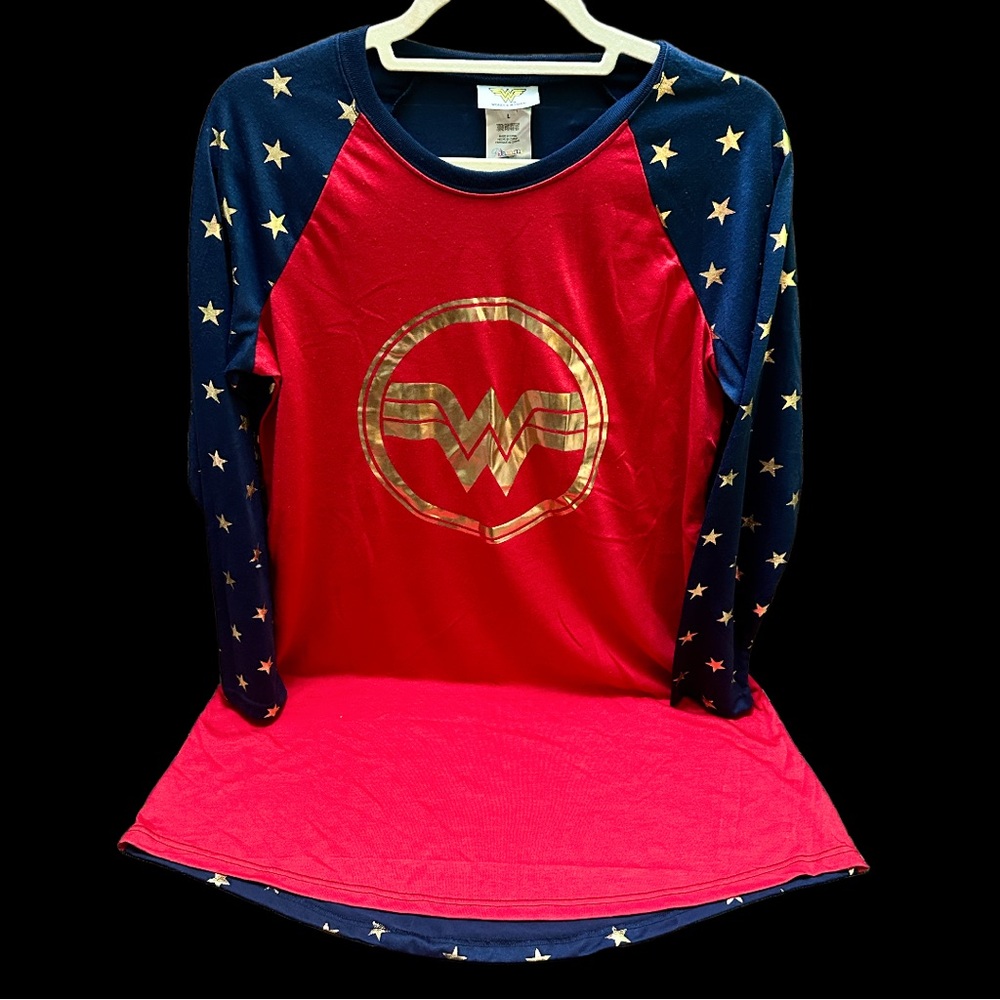 Wonder Woman Red And Blue Star Print Raglan Tee Size L